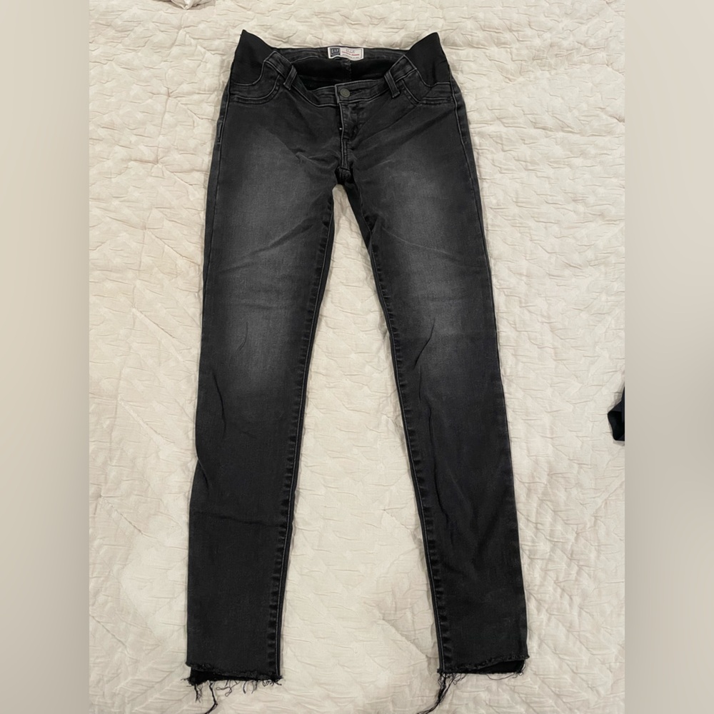 GAP Maternity Black Skinny Jeans with Stretch Tapered Fit
